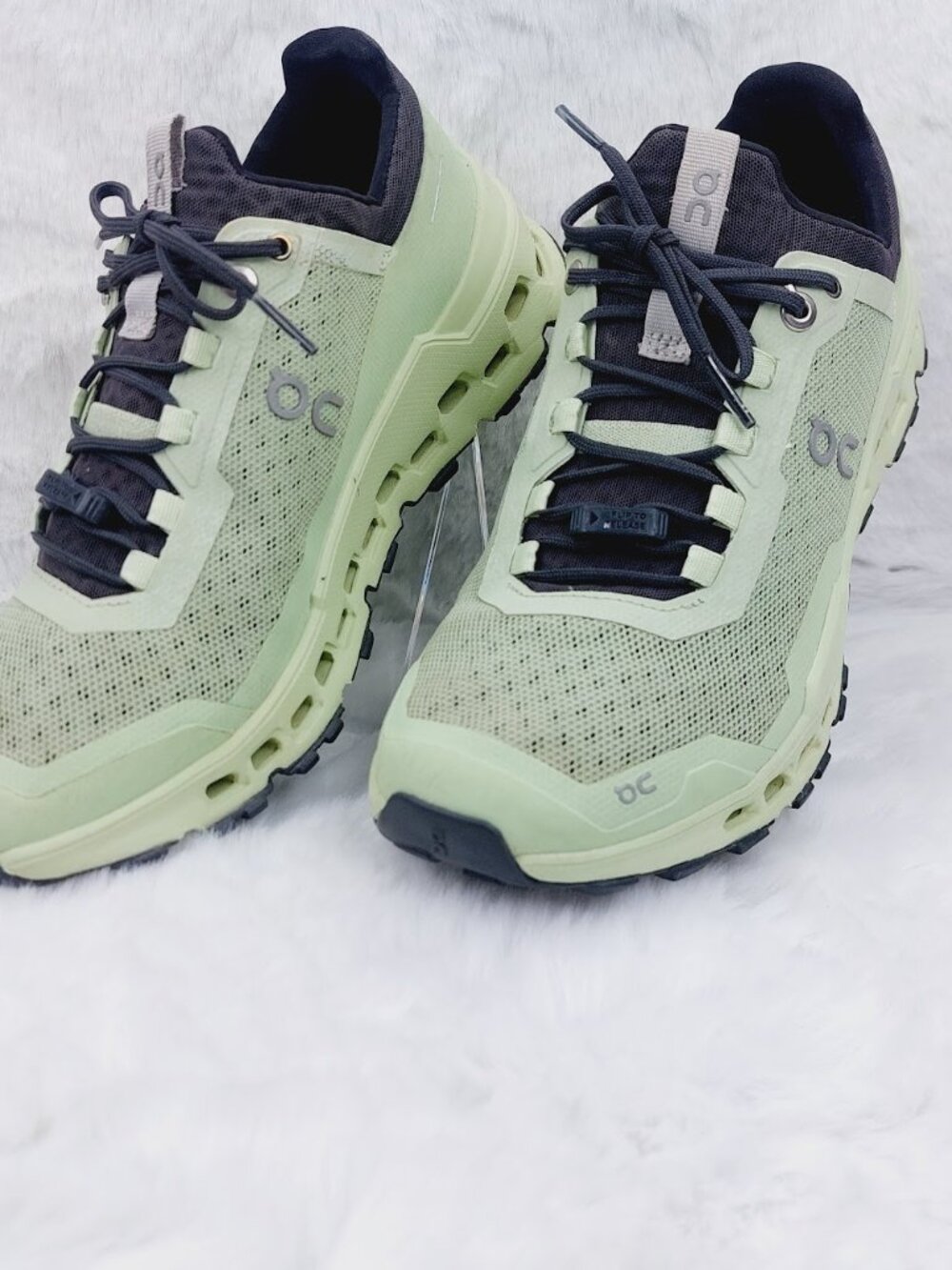 On Running Women's Cloudultra Vine Meadow Green Trail Running Shoes Size US 8 - Picture 2 of 10